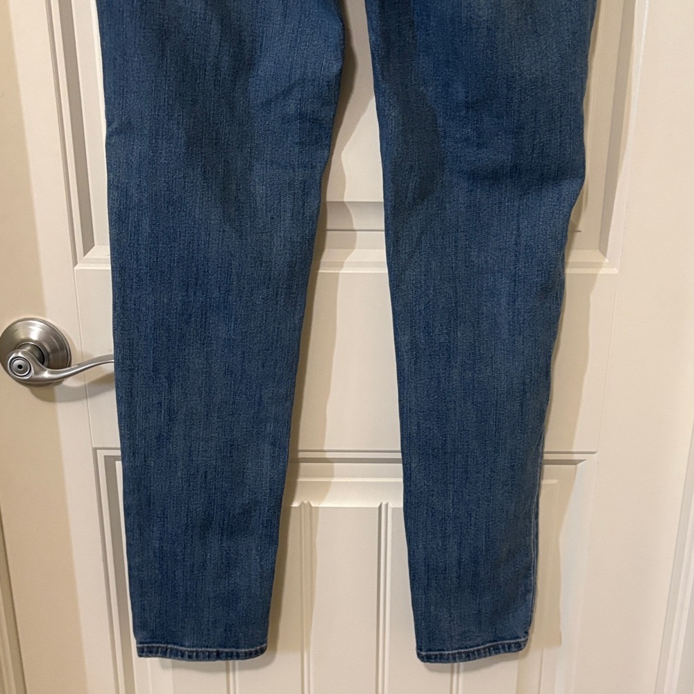 White House Black Market Women's Jeans - Picture 13 of 15